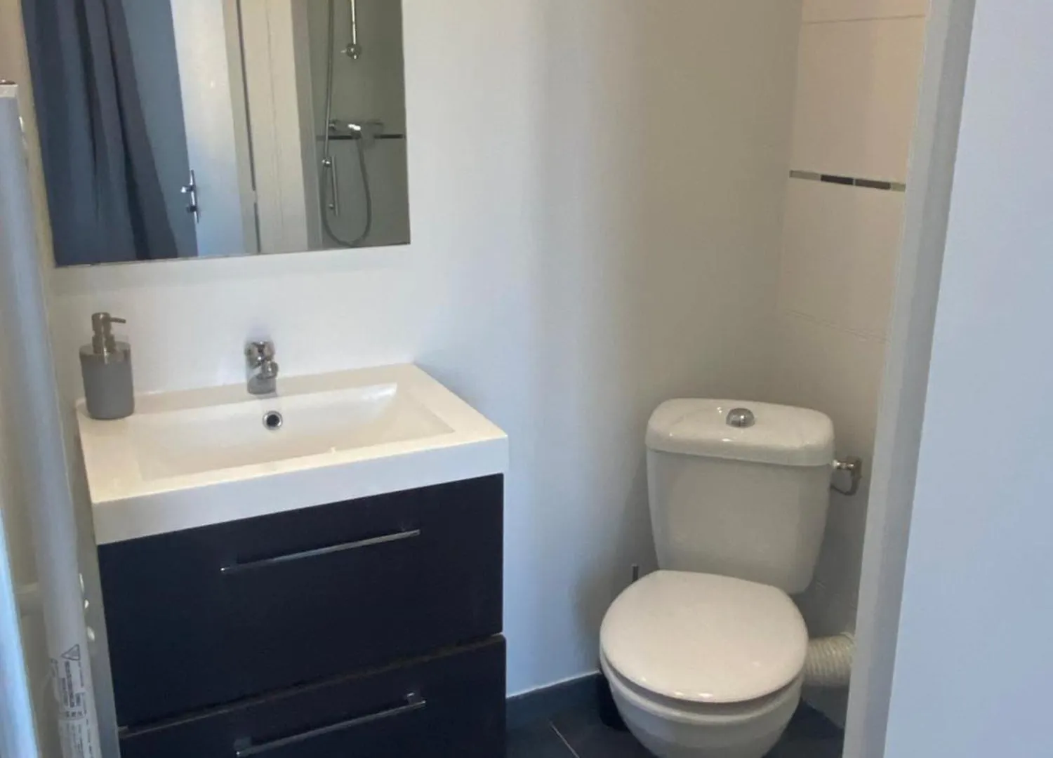 3 Pieces Dans Hotel Particulier Champlan France